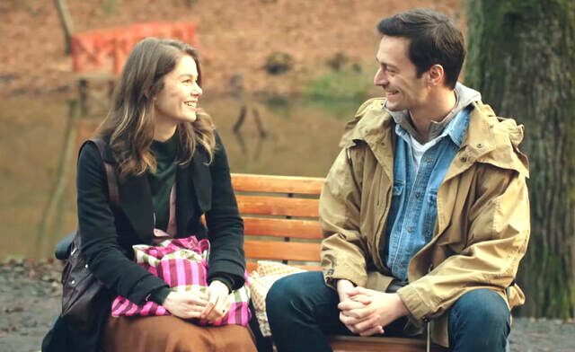 La fille à la fenêtre