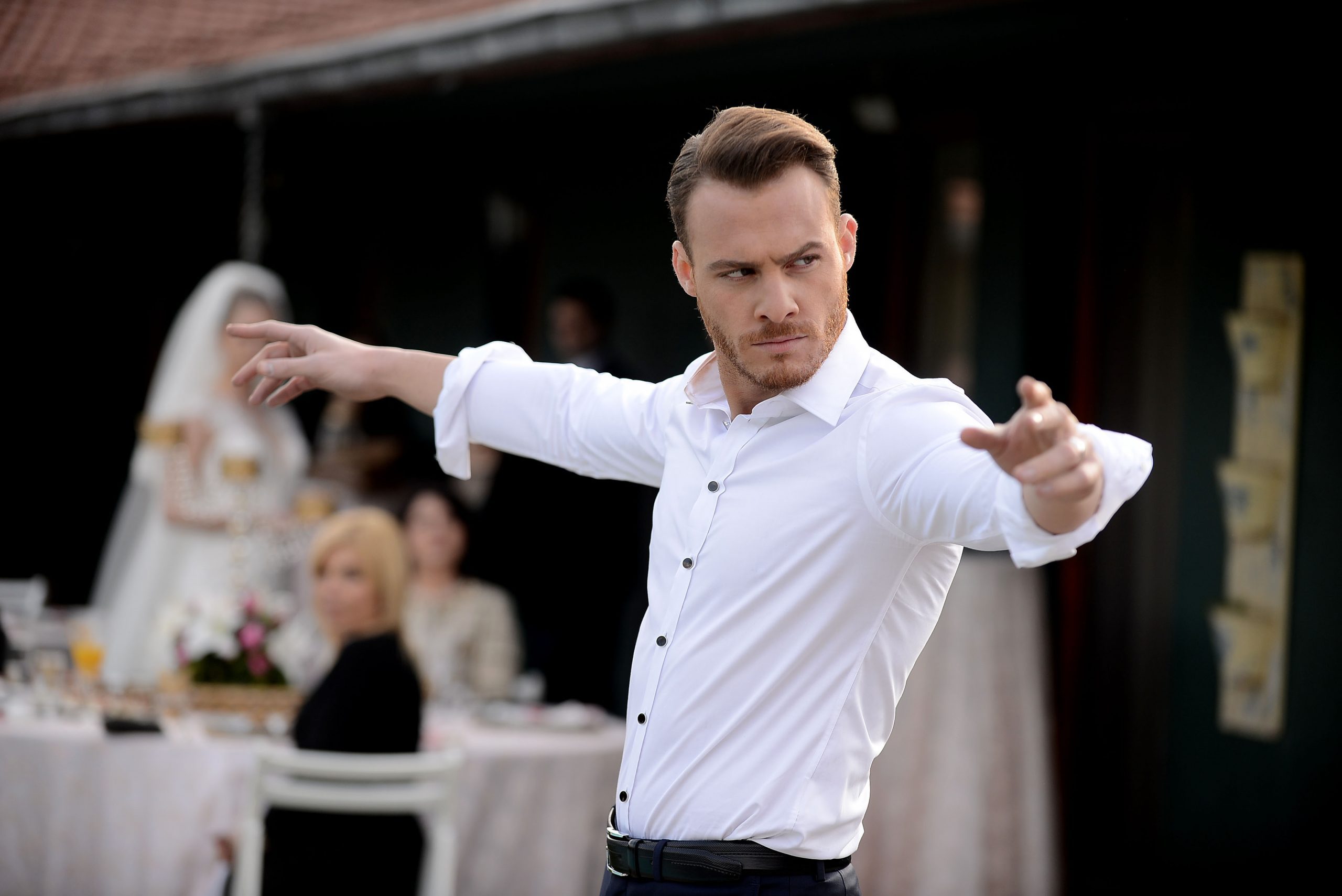 Les series de Kerem Bursin